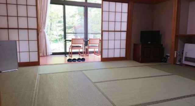 Green Village Yokokawa Kayabuki No Yakata, Забронировать Отель Татсуно Япония