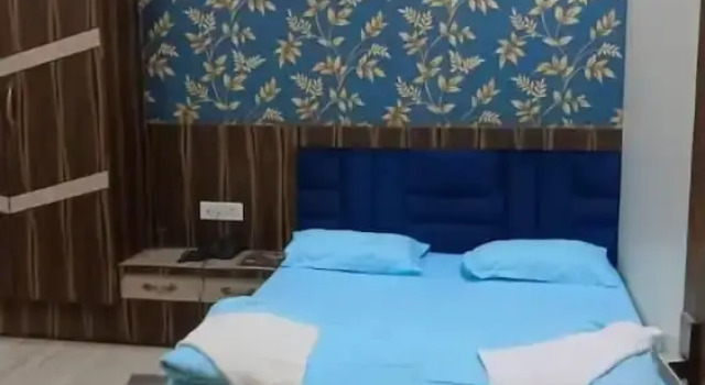 Hotel SR Siddhivinayak