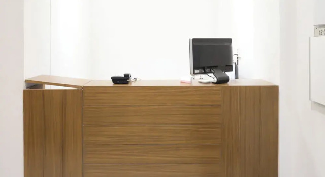 Hotel Kamron Airport Rd Sector 78 Mohali, Rezervovat Hotel Hotely v Punjab s parkováním, Parkování