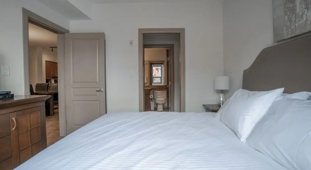 Playa del Sol Suite 435, Book Pension Kelowna 