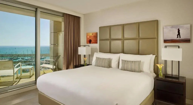 Двухместный люкс Executive с балконом The Ritz-Carlton, Herzliya