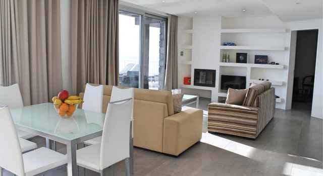 CLIFFSCAPE, Boek Hotel Estreito da Calheta Madeira
