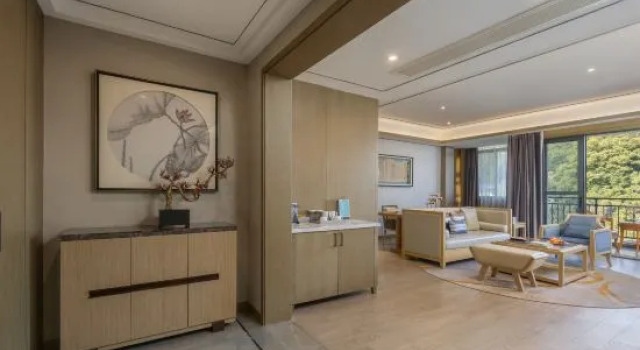 Люкс Executive Lushan Maison New Century Resort Hotel