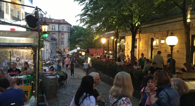 D2 - Cosy Downtown Apartment, Забронировать Апартаменты/квартира Отели в центре Белграда, в центре