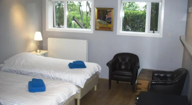 Guesthouse Lena, Забронировать Отель Отели Хёвюдборгарсвайдид с парковкой, Парковка
