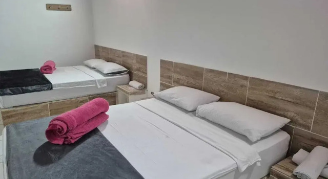 Четырёхместный семейный номер Standard Hotel Brisas MEDELLIN