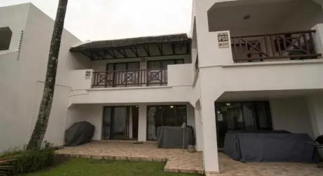 unit 55 la pirogue, Забронировать Отель Отели Баллито с бассейном, рядом с Пляж Thompson's Bay Beach, Бассейн