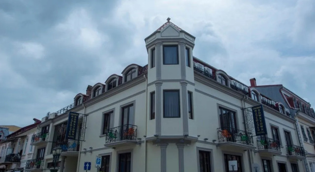 Downtown Hotel