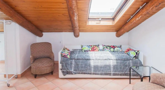 Lungo Po 25, Boek Hotel Borgo Po Turijn, in de buurt van Murazzi del Po