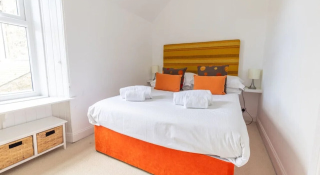 Grove Cottage - North East Escapes, Забронировать Дом для отпуска Отели Бамбург с парковкой, рядом с Музей Грейс Дарлинг, Парковка