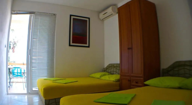 Studio merinäköala Villa Perla