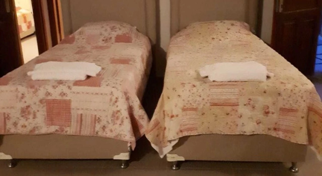 Bozcaada Gun Batimi Evleri, Rezervovat Rekreační dům Chaty v Bozcaada, Chalupa