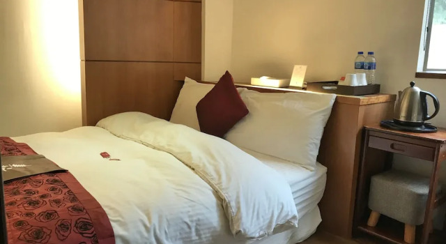 Economy Doppel Zimmer mit Straßenblick Chiu Chunt Dint B&B