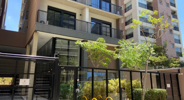 82 New studio next Paulista Av, fast wifi and balcony