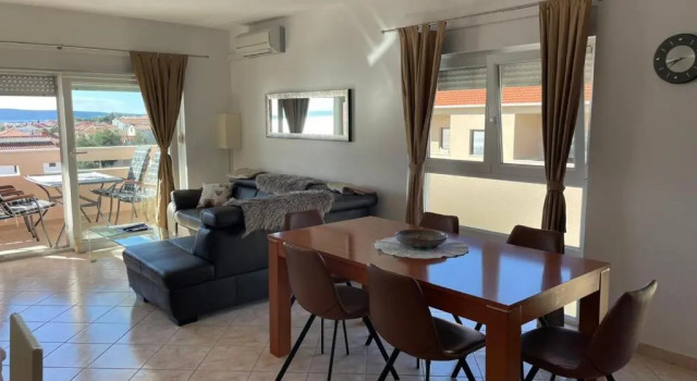 Apartments Mavarcica, Buchen Sie Ferienwohnung Hotels in Gespanschaft Split-Dalmatien mit Pool, Schwimmbad