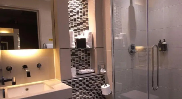 Номер Superior The Continental Hotel and Spa, Heathrow
