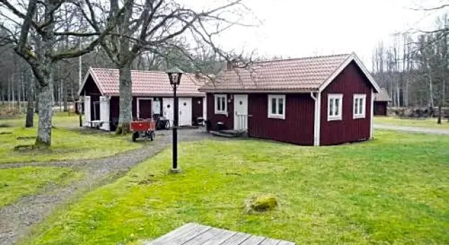 Orrefors Stugby o Vandrarhem, Book Hotel Orrefors Kalmar
