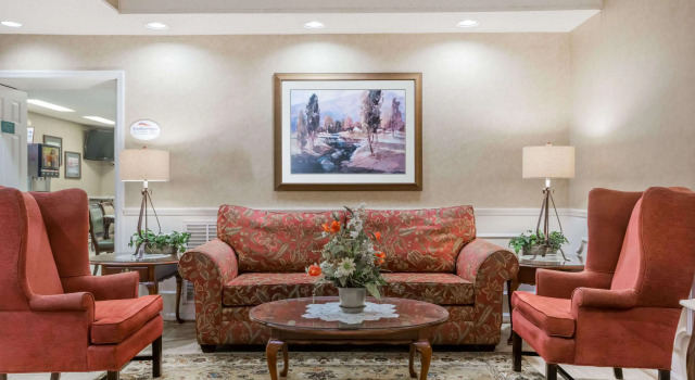 Baymont by Wyndham Waycross, Boek Hotel Hotels in Georgia met parkeren, Parkeren