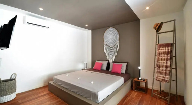 Meno Suites, Book Hotel Gili Meno 