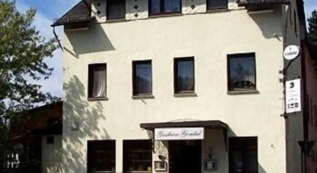 Gasthaus Gombel, Забронировать Отель Браунфельс Таунус