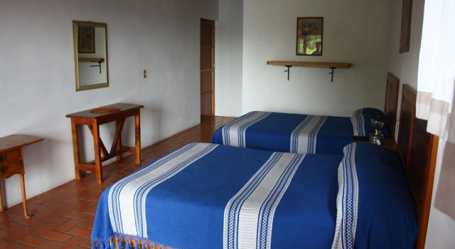 Şehir manzaralı Balkonlu Klasik dört kişilik oda Posada La Vereda