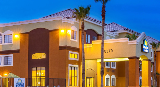 Кровать в общем номере Days Inn & Suites by Wyndham Tucson/Marana