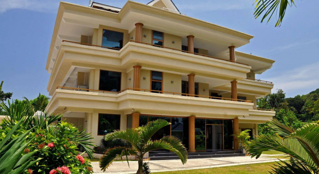 Crown Beach Hotel Seychelles, Book Hotel Hotels in Mahe with Parking, Parking