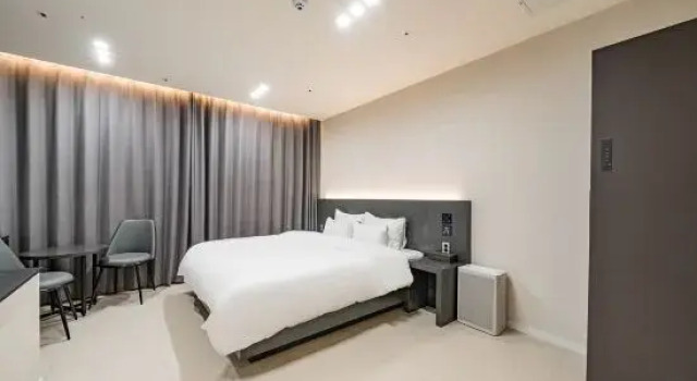 Номер Deluxe Mokpo Brown Dot Hotel Namak