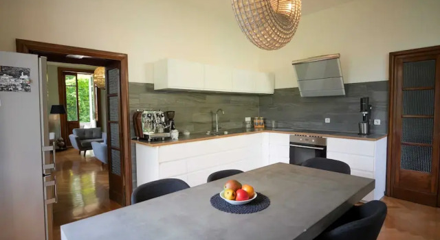 Pottery Mansion, Prenota Villa Argegno Como