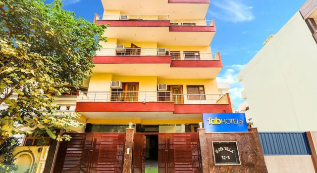 FabExpress Star Guest House