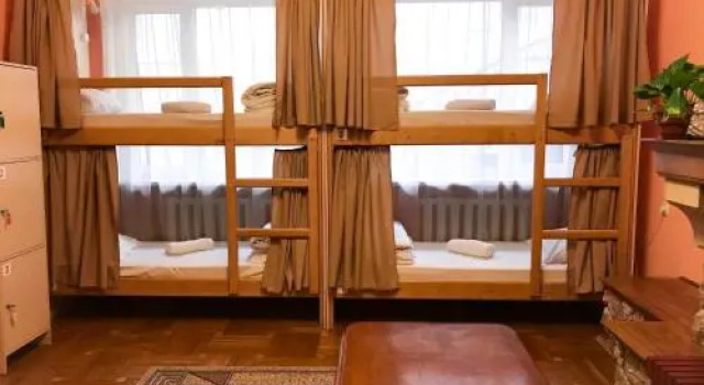 Pelican Guest House & Hostel, Book Hotel Cheap Hotels in Chernivtsi
