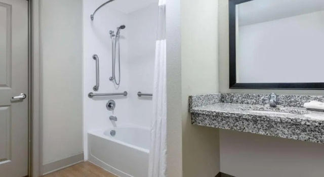 Четырёхместный номер Standard La Quinta by Wyndham Ocean City