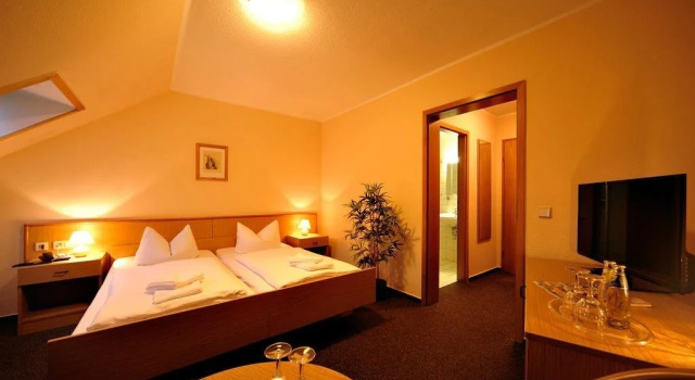 Waldhotel
