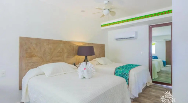 Четырёхместный номер Standard Hotel Paradise Suites