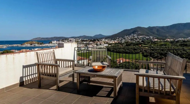 SANT GENÍS 19 ático con terraza y vistas