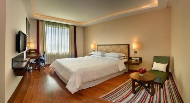 Номер Comfort Four Points by Sheraton New Delhi, Airport Highway