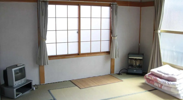 Кровать в общем номере (женский номер) Sapporo Inn Nada