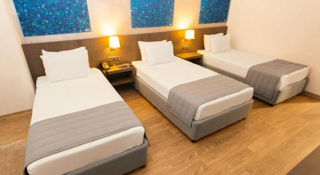 Номер Family Fesa Business Hotel