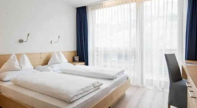 Номер Standard с балконом Alpine Hotel Ciasa Lara