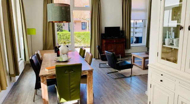De Eerste Stuiver, Reserva ahora Hotel Hollum Ameland