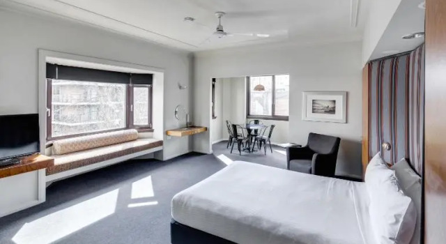 Студия Premium Regents Court Sydney