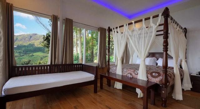 Номер Standard с балконом Tea Valley Resort, Munnar