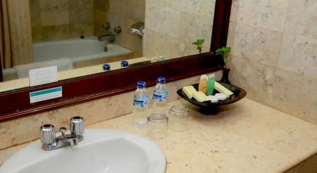 Двухместный номер Superior с красивым видом из окна Grand Legi Hotel Mataram