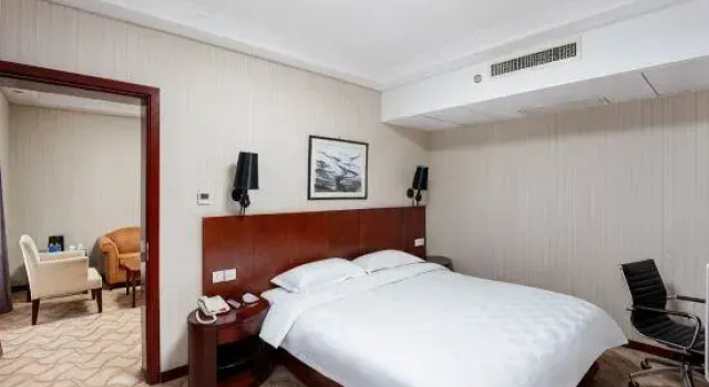Люкс Superior Xi Shan Hotel Taiyuan