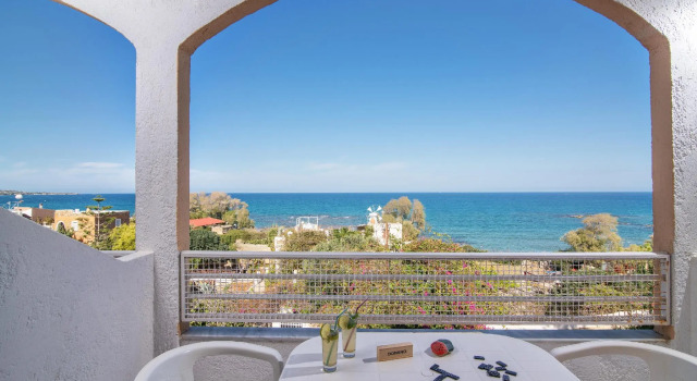 Апартаменты c 1 комнатой с видом на море Iliostasi Beach Apartments