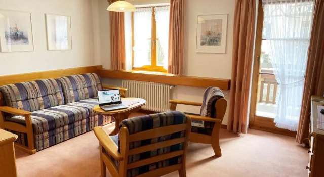 Апартаменты с 2 комнатами с балконом Haus Central Oberstdorf