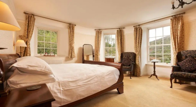 Номер Deluxe The Wellington Hotel