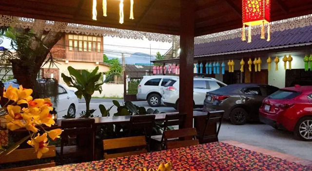 punyin hotel @inthanon, Rezerwuj Hotel Hotele w Ban Luang z parkingiem, Parking