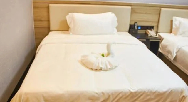 Люкс G.C ROYAL HOTEL