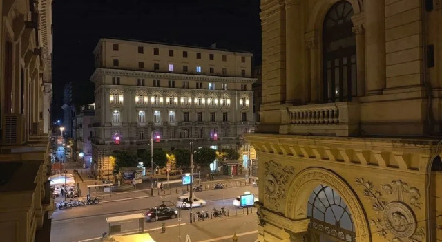 Sibilla Napoli, Забронировать Отель «постель и завтрак» Отели Неаполя с парковкой, рядом с Кафедральный собор Неаполя, Парковка